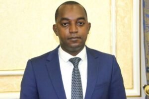 ISAÍAS KALUNGA ACUSADO DE APRESENTAR PROJECTOS FALSOS PARA ENGANAR A OPINIÃO PÚBLICA COM OBJETIVO DE SER NOMEADO